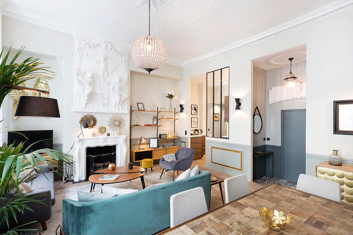 the 7 best airbnbs in paris 2021 for a stylish spacious french quarter sign