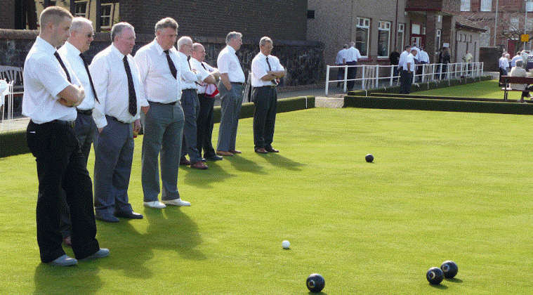 bowling green etiquette and behaviour in the game of bowls medium