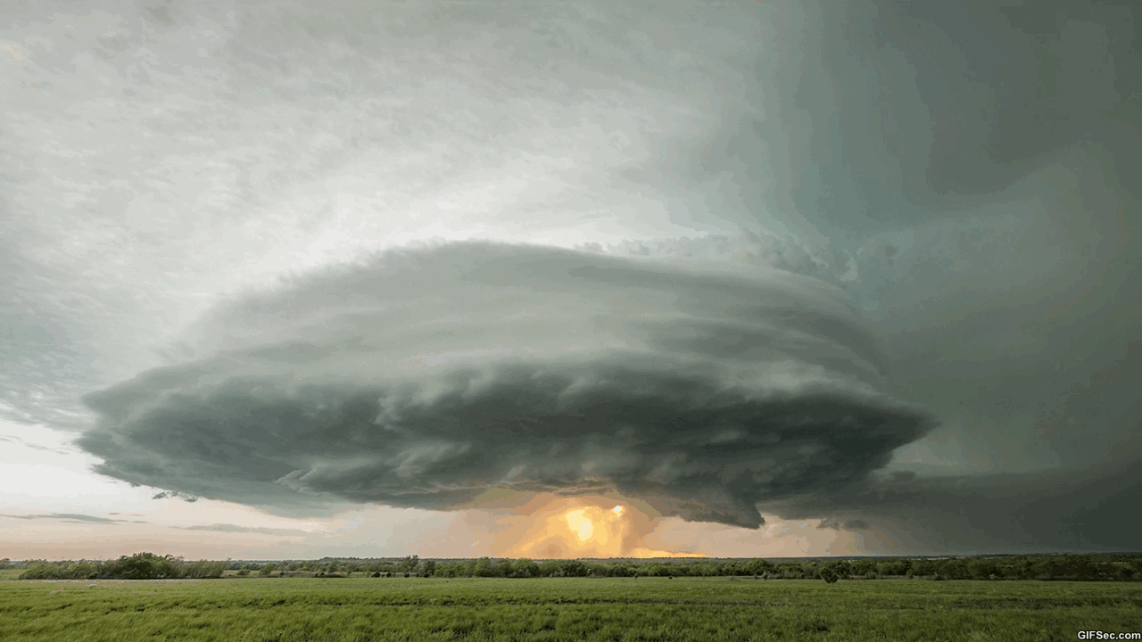epic mesocyclone gif funny gifs by gifsec weather pinterest medium