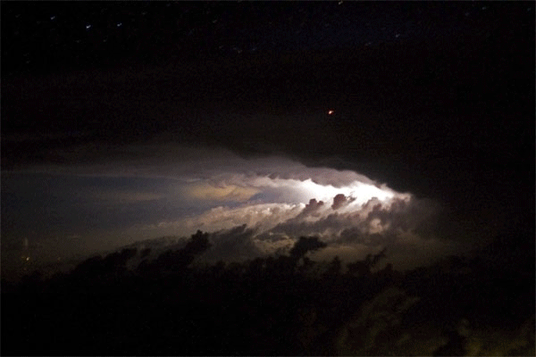 lightning gif 600 400 gif sky storms clouds weather pinterest lightning medium