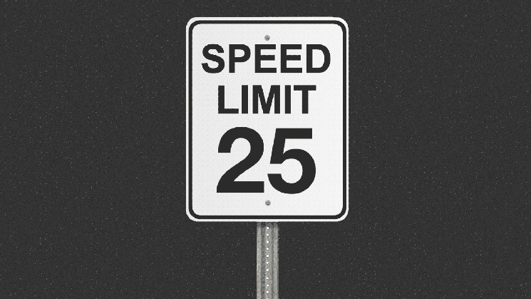 speed limit increases killed 37 000 people over 25 years study claims axios black and white skull crossbones medium