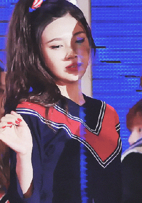 sooyoung gif find share on giphy medium