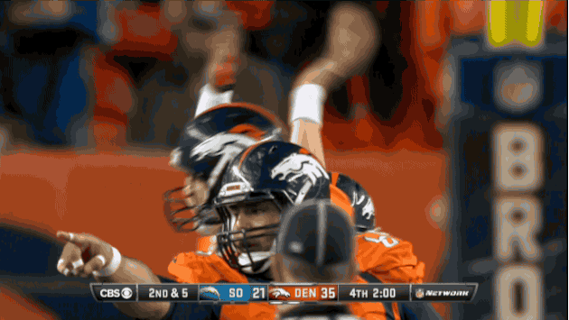 peyton manning gets mad trying to quiet broncos fans down bleacher report latest news medium