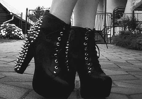 https://cdn.lowgif.com/small/15043c1b249ab543-spike-boots-gifs-find-share-on-giphy.gif
