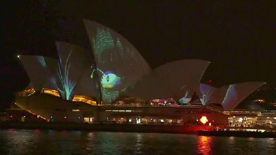 projection mapped animations turn the sydney opera house small