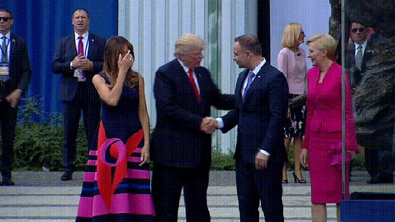 https://cdn.lowgif.com/small/5356c6f32c7ca45e-trump-left-hanging-by-polish-first-lady-bettereveryloop.gif