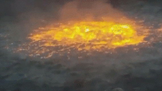 ruptured gas pipeline sees fire boiling to ocean s surface in gulf of mexico boat lanching fails gif