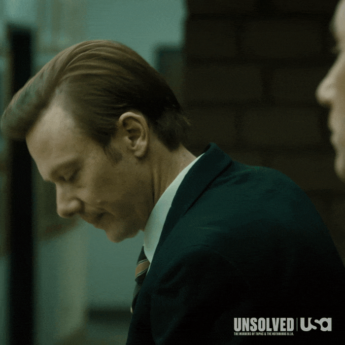 https://cdn.lowgif.com/small/72710241f1dfebf5-view-gifs-from-unsolved-season-1-episode-2-nobody-talks-for.gif