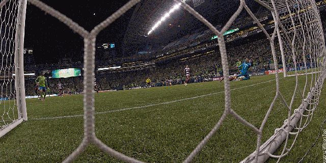 https://cdn.lowgif.com/small/9c83c9faf3dd9adc-picture-perfect-animated-gif-of-mauro-rosales-goal.gif