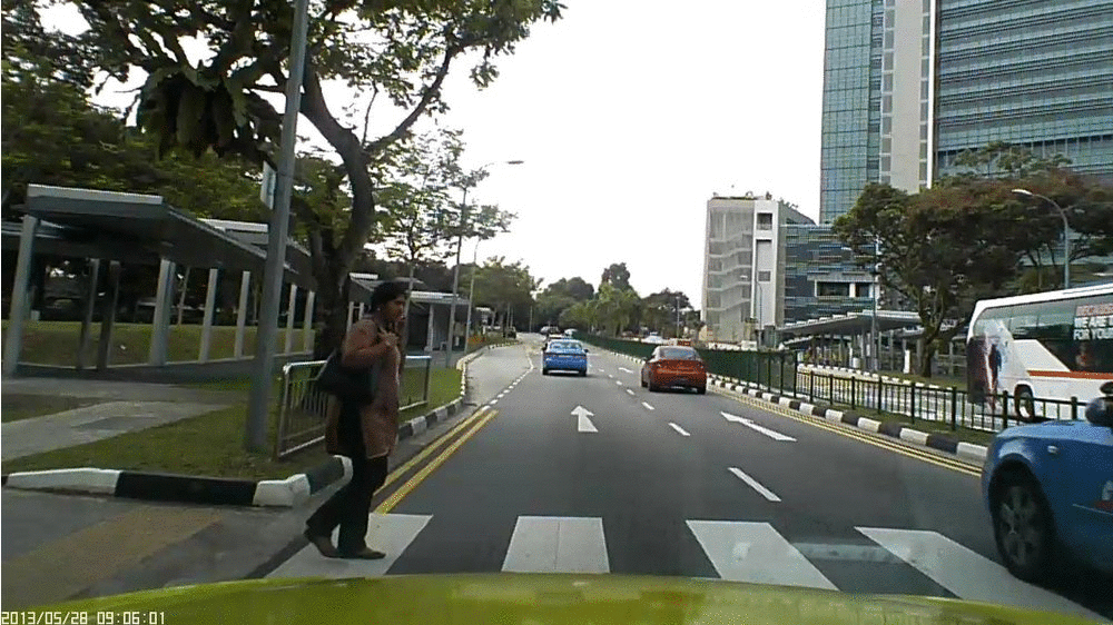 singapore cabbies zebra crossing taxi did not stop small