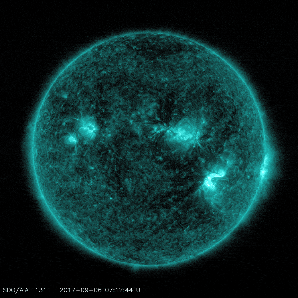 https://cdn.lowgif.com/small/c04725c14d8fb6e6-sun-erupts-with-significant-flare-pinterest-solar-flares-nasa.gif