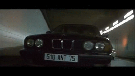 https://cdn.lowgif.com/small/c0f62e568aa58efe-8-reasons-why-ronin-car-chase-is-awesome.gif