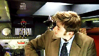 https://cdn.lowgif.com/small/d31dfff655257f1b-scared-doctor-who-gif-find-share-on-giphy.gif